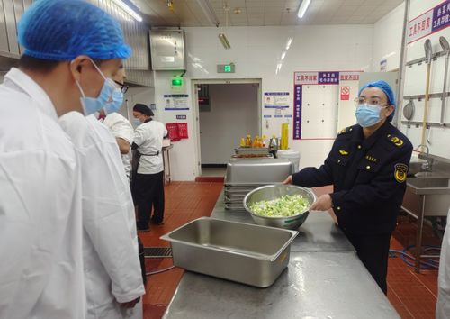 新疆克拉瑪依獨山子區市場監管局開展“食品安全 你我同查”進校園活動